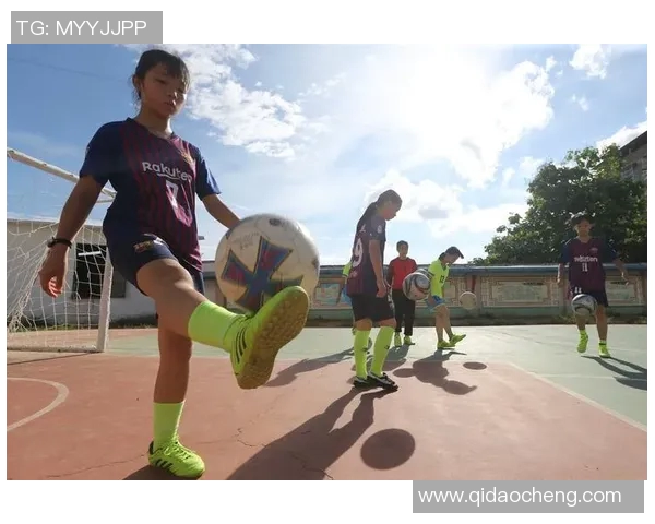 足球巨星与乡村女孩的浪漫爱情故事揭示了梦想与真实生活的交汇点